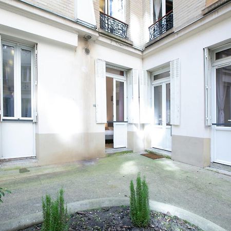 Warm 2 Bedrooms Apartement - C38 Paris Bagian luar foto